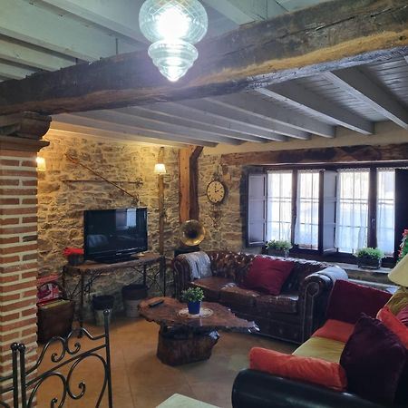 Hotel Rural La Casa Encanto Espinosa De Los Monteros Bagian luar foto